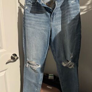 American Eagle Outfitters Blue Distressed Boyfriend Jeans